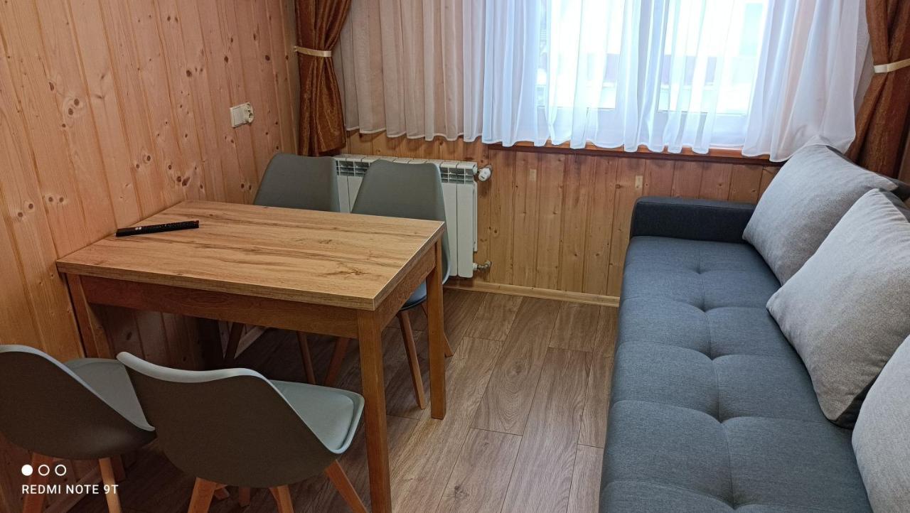 Pokoje Goscinne Anna Bukowska Буковина Татжанска Екстериор снимка